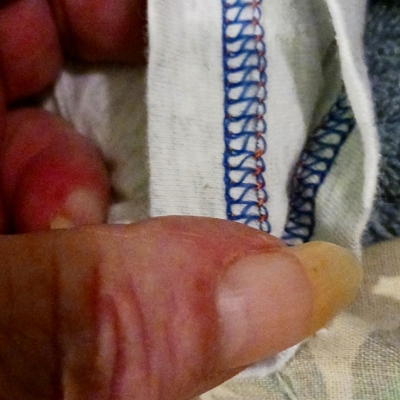 Boys US size 6 t-shirt QUALITY GOODS F&F monkey on a skateboard holding a radio - Picture 2 of 7